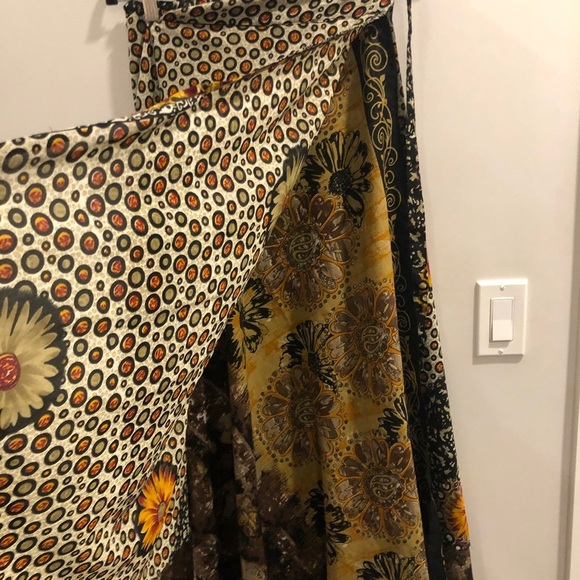 Layered boho wrap skirt - Picture 2 of 2